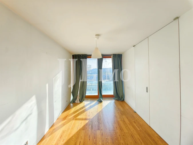 Apartamento T4 para Venda em Parque das Nações Foto 17