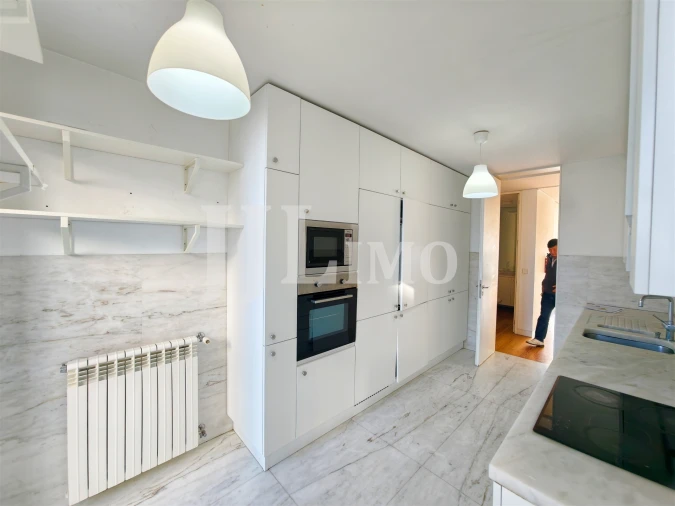 Apartamento T4 para Venda em Parque das Nações Foto 28
