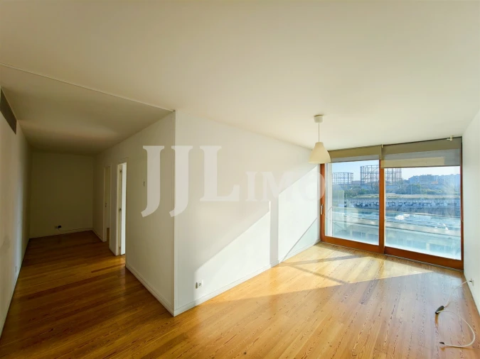 Apartamento T4 para Venda em Parque das Nações Foto 21