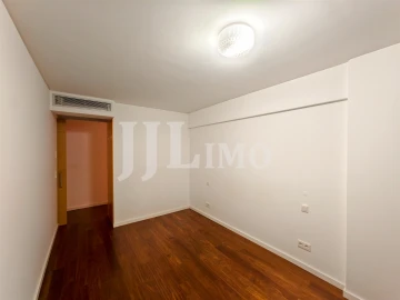 Apartamento T3 para Venda em Alvalade