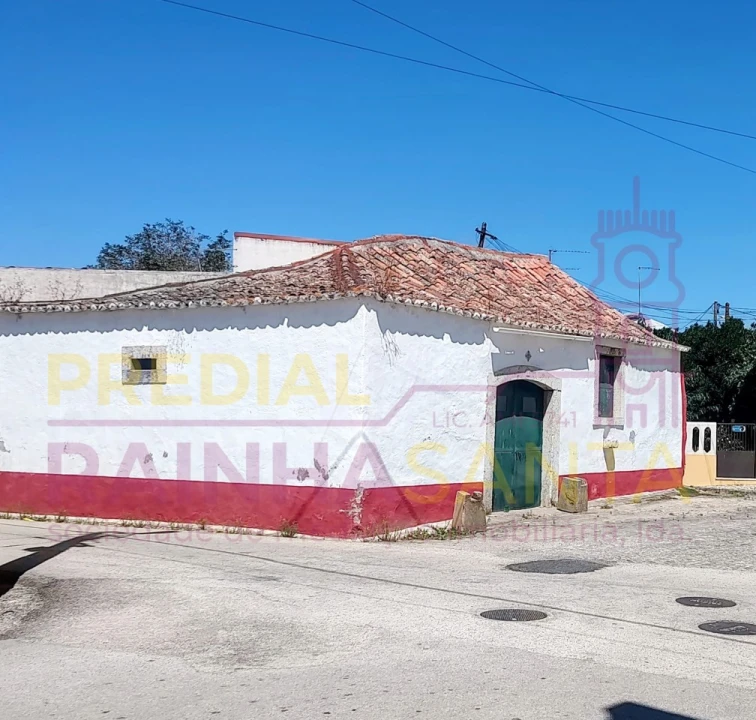 Negócio para Venda em Dois Portos e Runa Foto 1