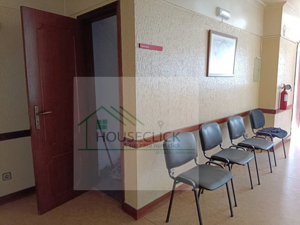 Loja para Arrendamento em Belmonte e Colmeal da Torre Foto 4