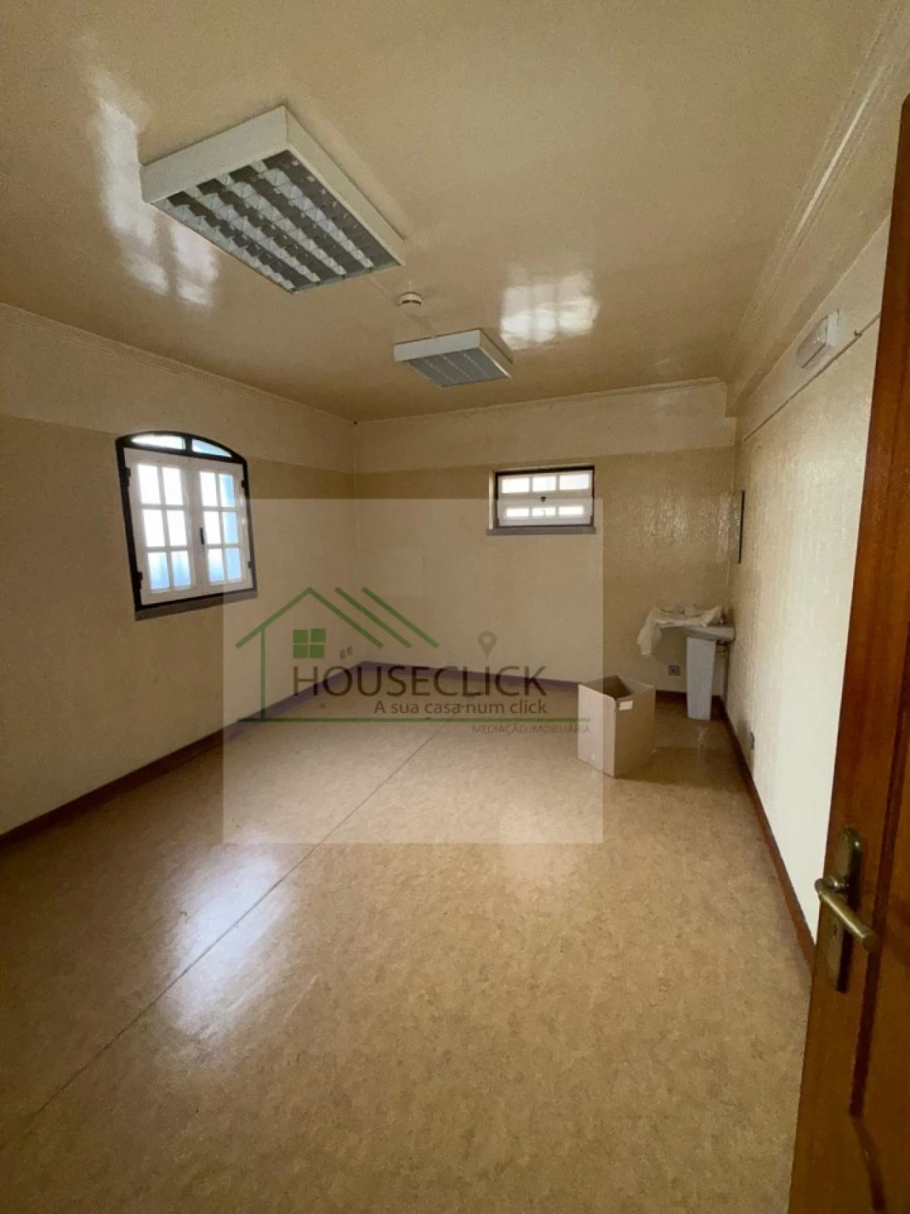 Loja para Arrendamento em Belmonte e Colmeal da Torre Foto 6