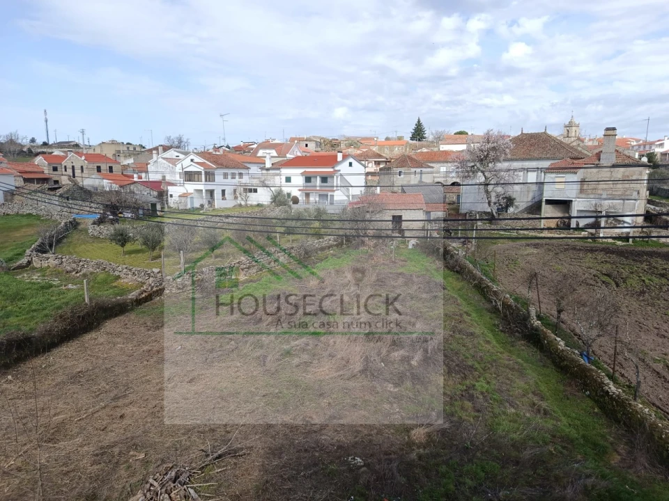 Moradia T14 para Venda em Pinzio Foto 24