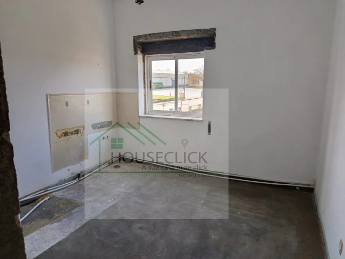 Moradia T14 para Venda em Pinzio Foto 17