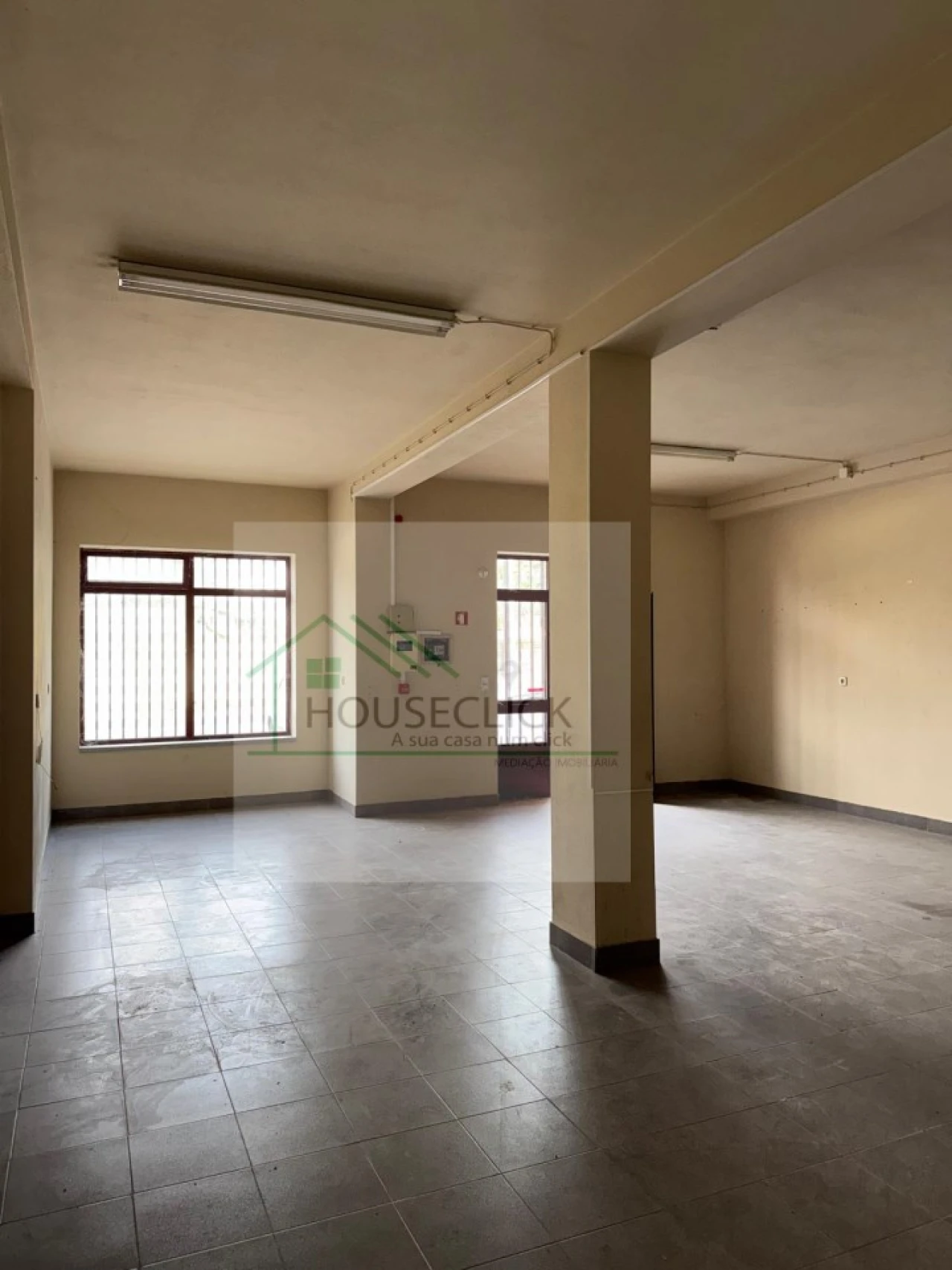 Loja para Arrendamento em Belmonte e Colmeal da Torre Foto 1