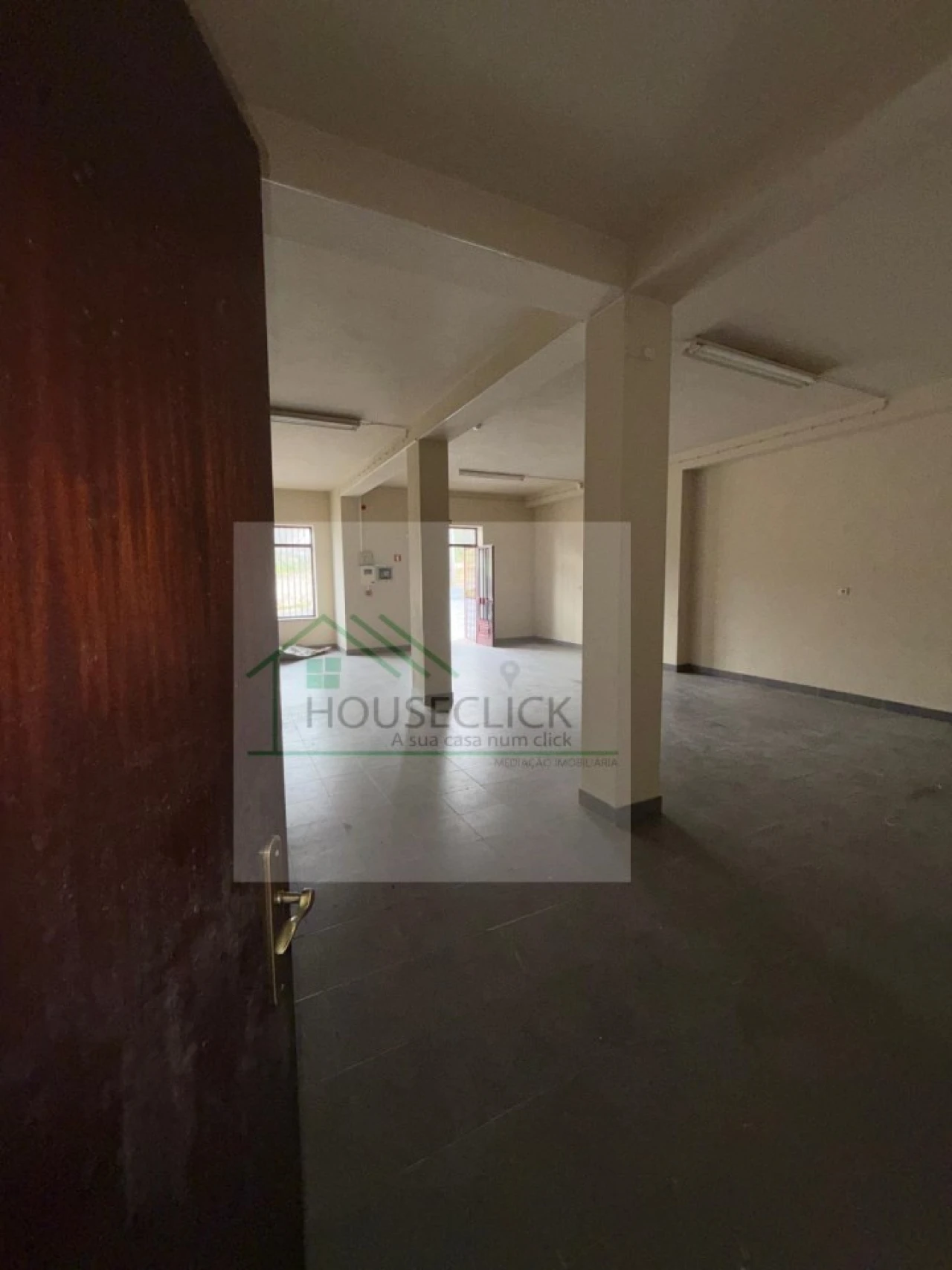 Loja para Arrendamento em Belmonte e Colmeal da Torre Foto 6