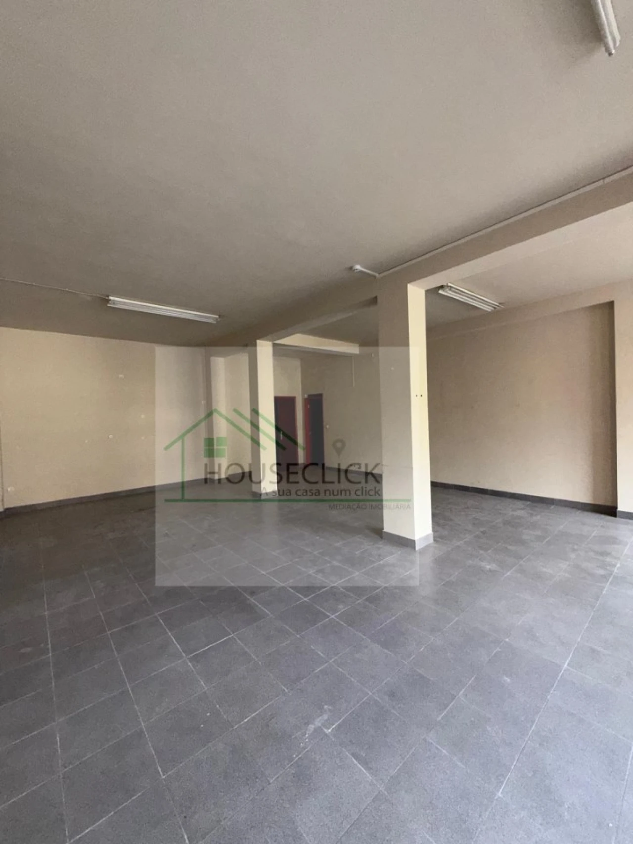 Loja para Arrendamento em Belmonte e Colmeal da Torre Foto 3