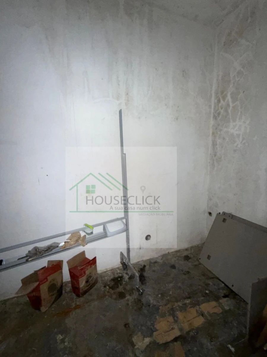 Loja para Arrendamento em Belmonte e Colmeal da Torre Foto 5