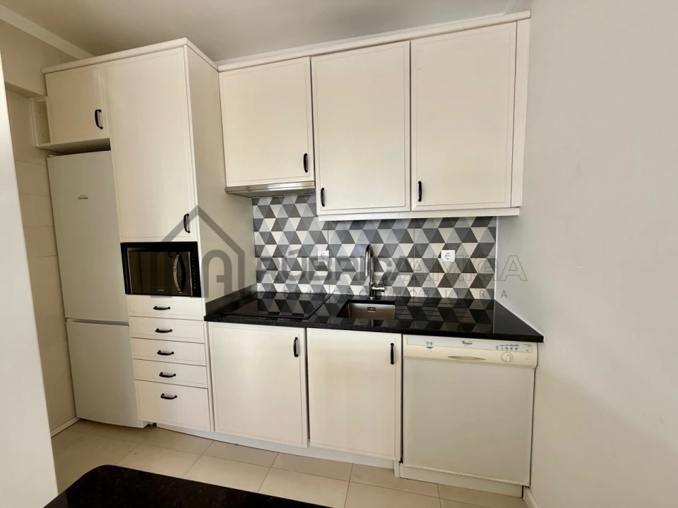 Apartamento T1 para Venda em Quarteira Foto 14