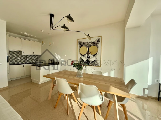 Apartamento T1 para Venda em Quarteira Foto 2