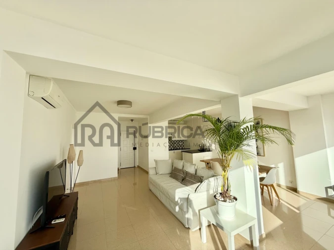 Apartamento T1 para Venda em Quarteira Foto 11