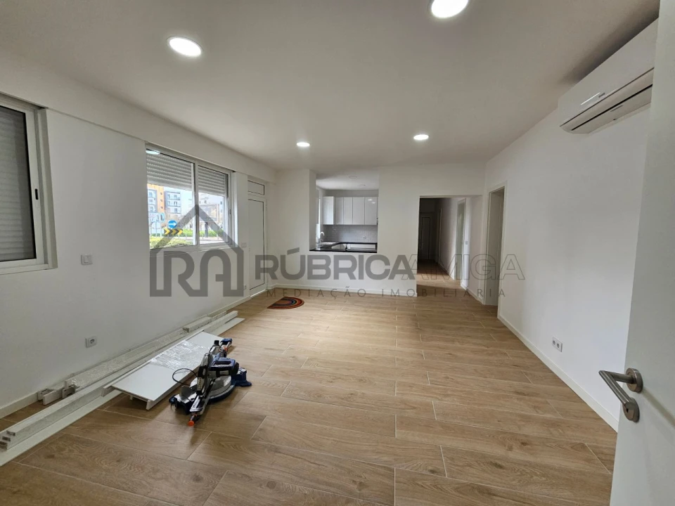 Moradia T3 para Venda em Loule (São Clemente) Foto 4