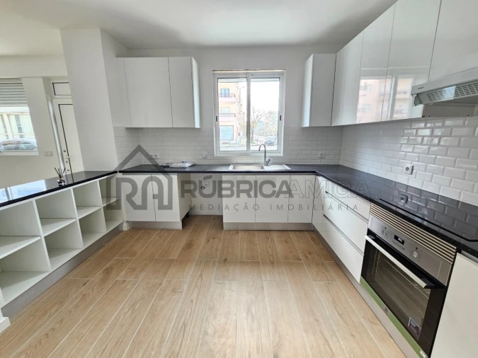 Moradia T3 para Venda em Loule (São Clemente) Foto 3