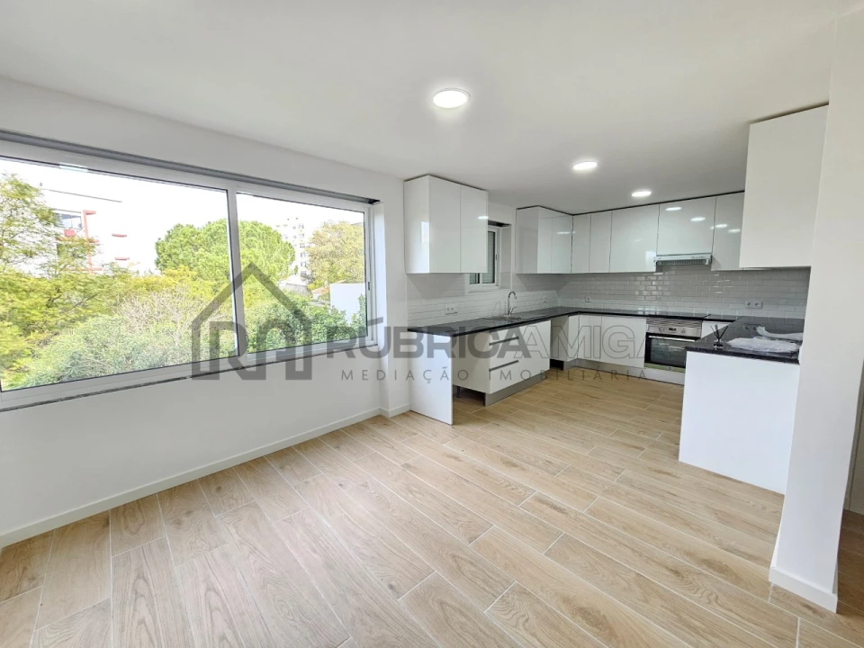 Moradia T3 para Venda em Loule (São Clemente) Foto 3