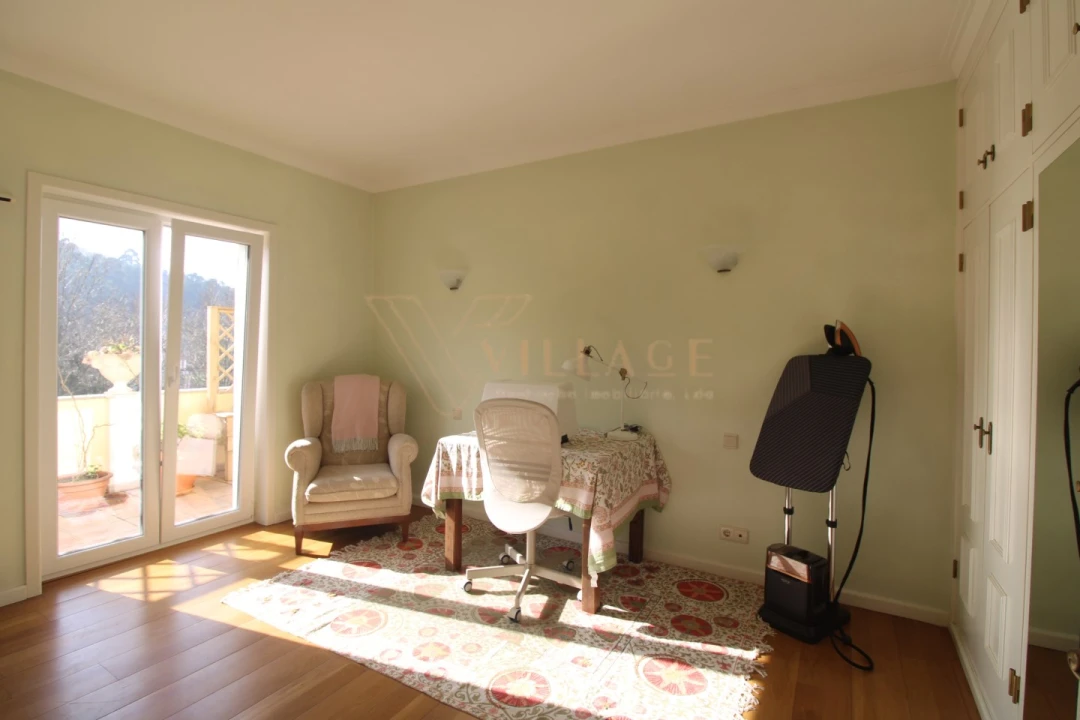 Moradia T5 para Venda em Gondarem Foto 26