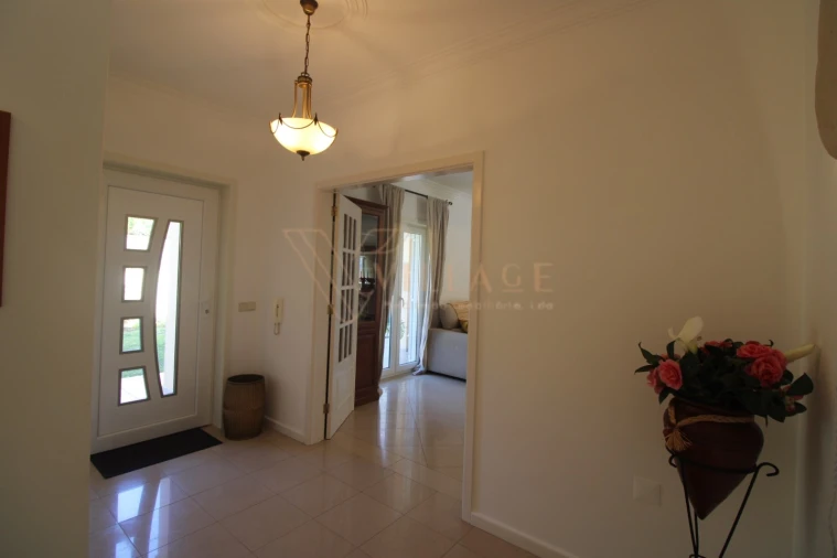 Moradia T5 para Venda em Gondarem Foto 15