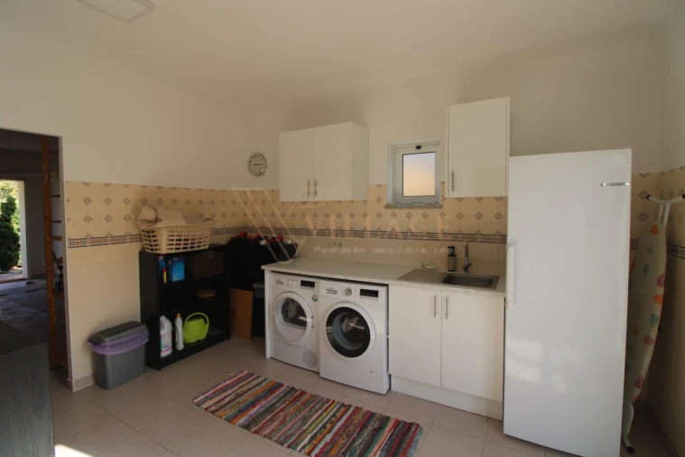 Moradia T5 para Venda em Gondarem Foto 36