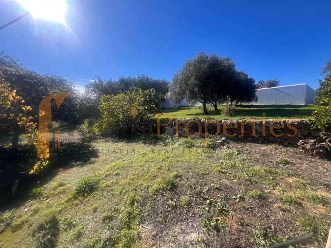 Moradia T3 para Venda em Loule (São Sebastião) Foto 2