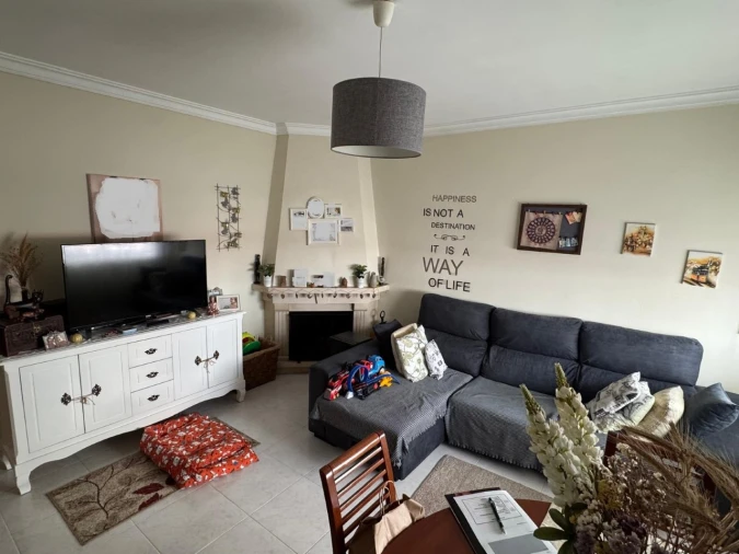 Apartamento T2 para Venda em Massamá e Monte Abraão Foto 2