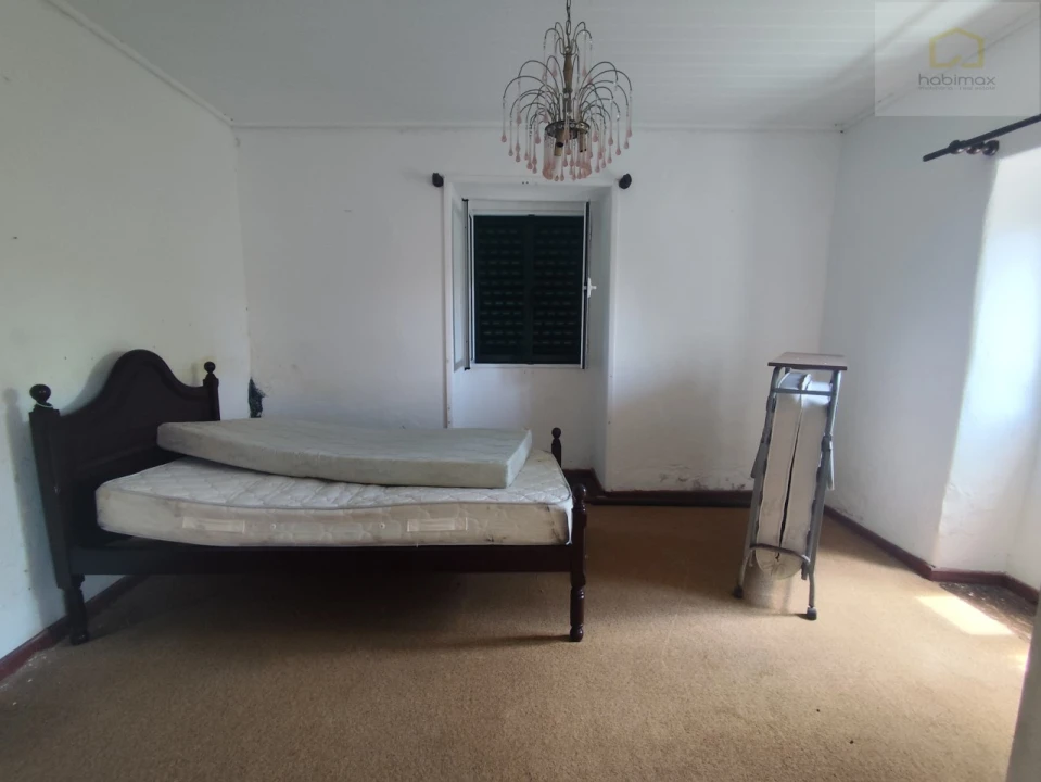 Moradia T3 para Venda em Arrifes Foto 7