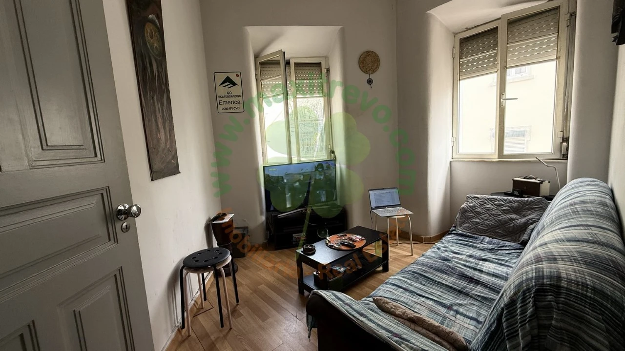 Apartamento T2 para Venda em Penha de França Foto 2