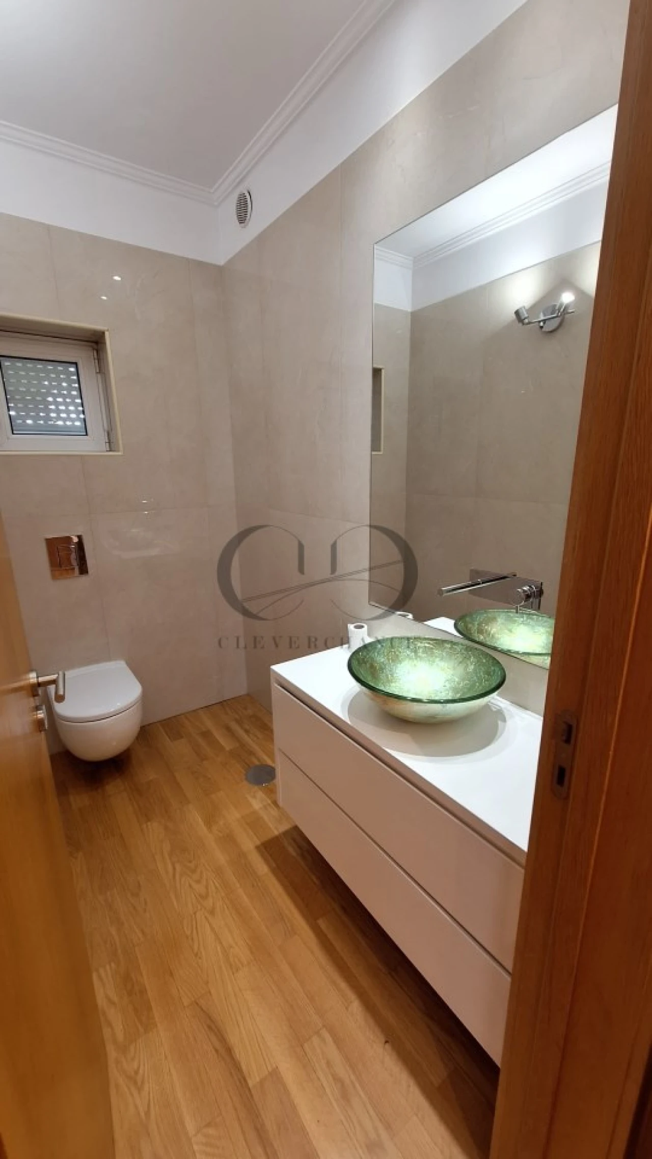 Moradia T4 para Venda em Canelas Foto 18