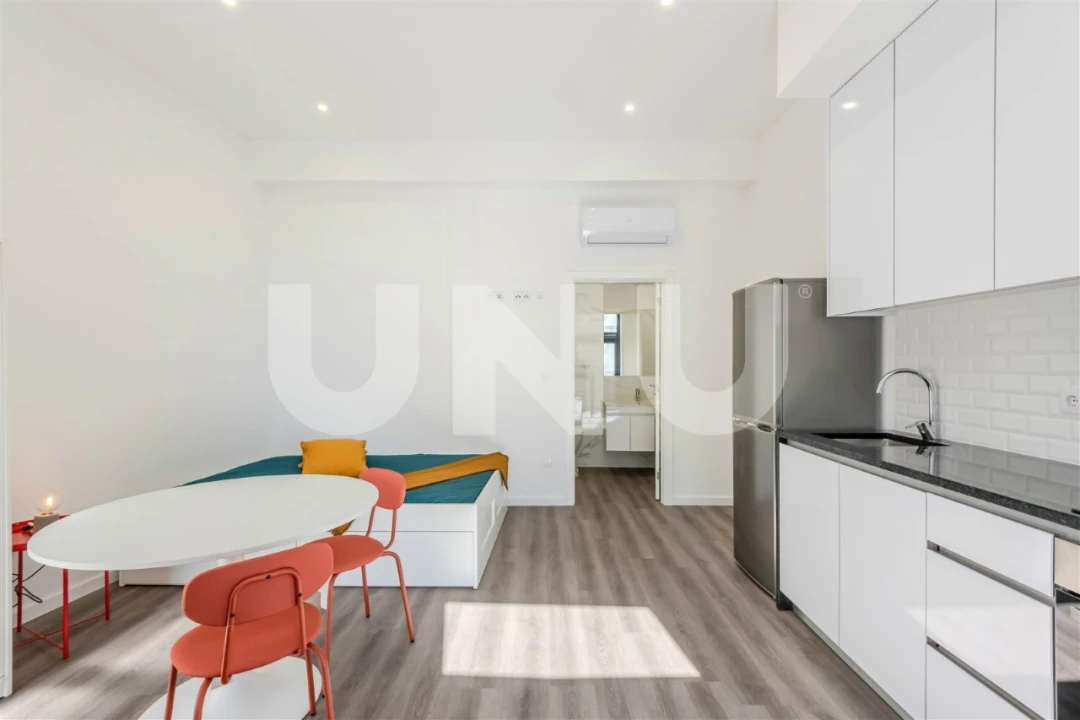 Apartamento T1 para Venda em Covilhã e Canhoso Foto 5