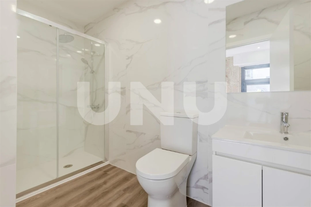 Apartamento T1 para Venda em Covilhã e Canhoso Foto 10