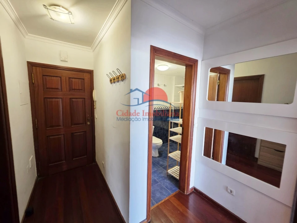 Apartamento T1 para Venda em Funchal (Santa Luzia) Foto 7