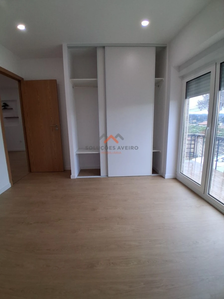 Moradia T2 para Venda em Beduído e Veiros Foto 11