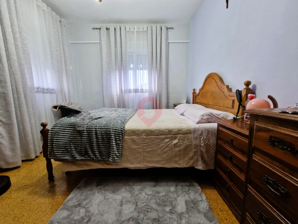 Apartamento T2 para Venda em Vila e Roussas Foto 10