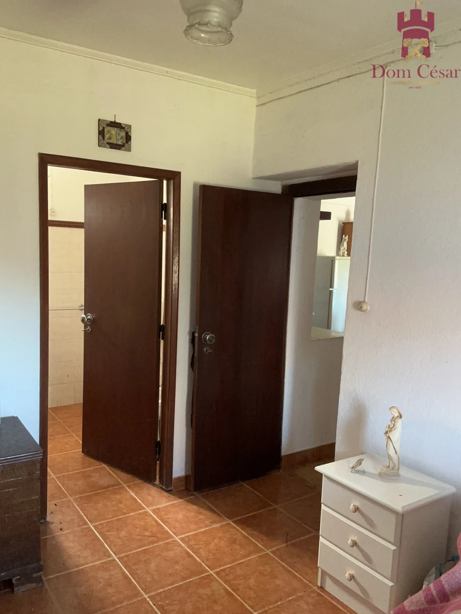Moradia T2 para Venda em Raposa Foto 9