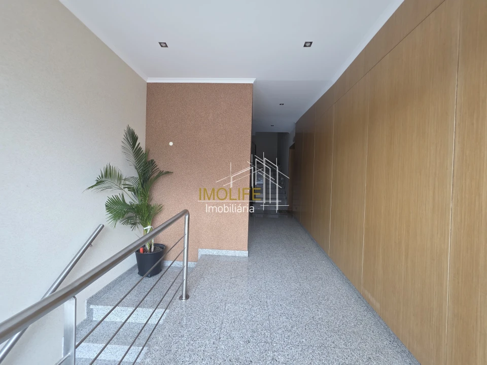 Apartamento T3 para Venda em Malveira e São Miguel de Alcainça Foto 6