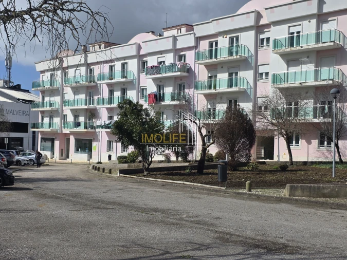 Apartamento T3 para Venda em Malveira e São Miguel de Alcainça Foto 4