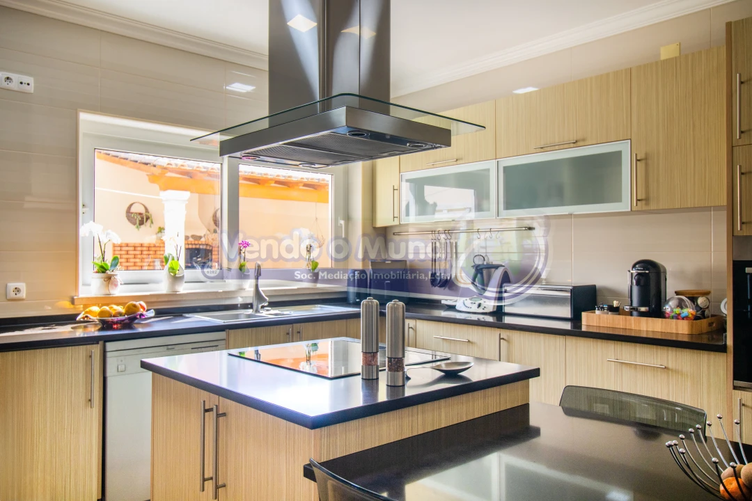 Moradia T4 para Venda em Salvaterra de Magos e Foros de Salvaterra Foto 3