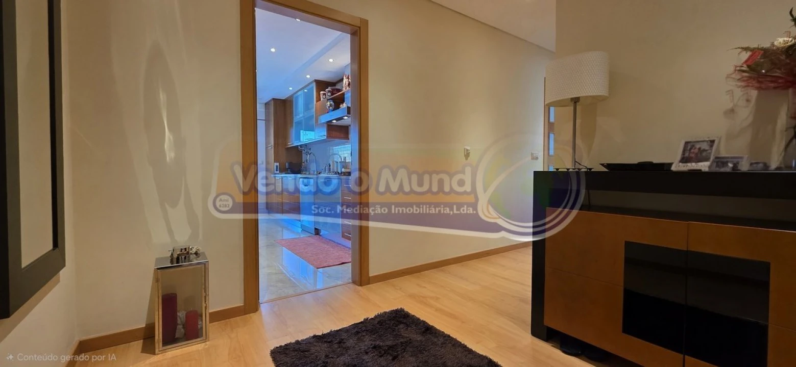 Apartamento T3 para Venda em Alverca do Ribatejo e Sobralinho Foto 3