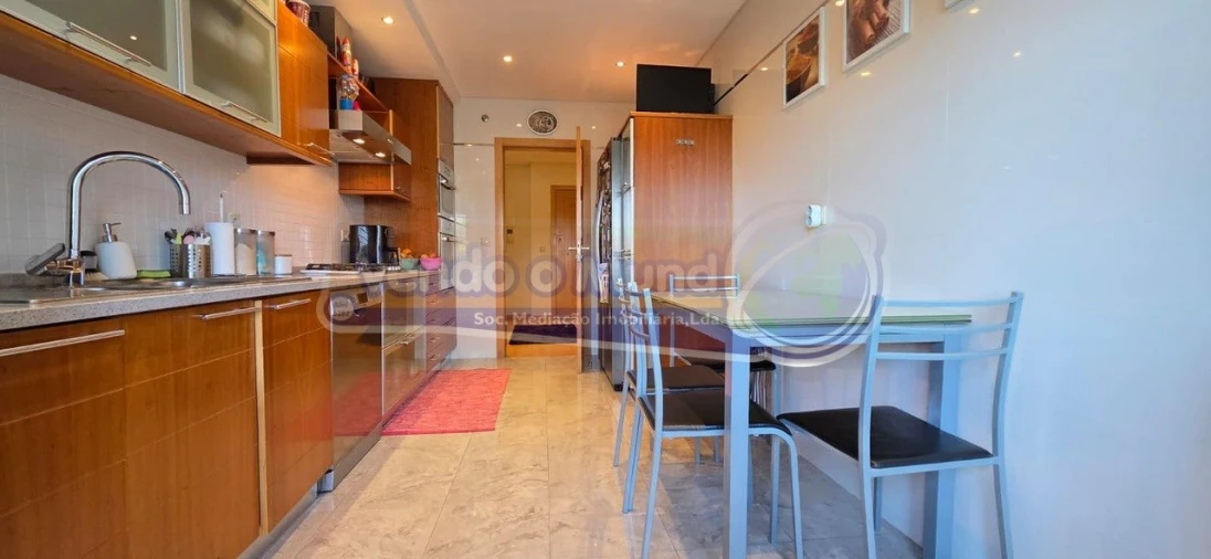 Apartamento T3 para Venda em Alverca do Ribatejo e Sobralinho Foto 6