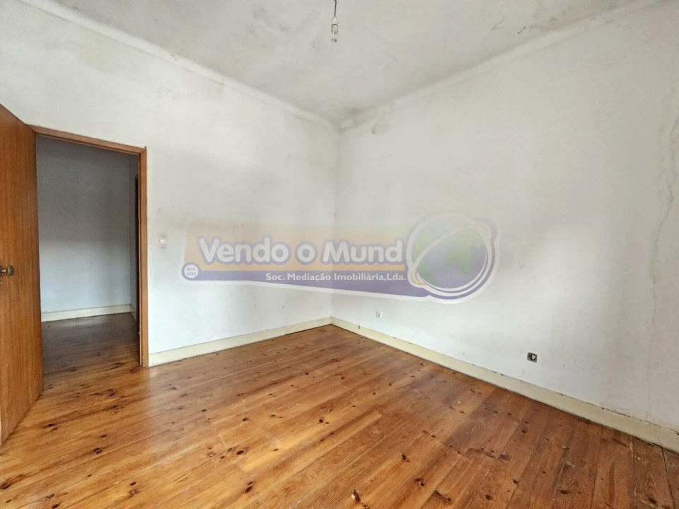 Apartamento T2 para Venda em Samora Correia Foto 16