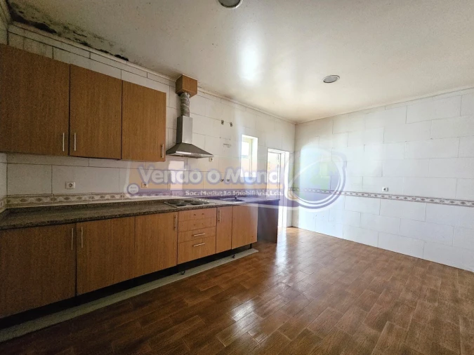 Apartamento T2 para Venda em Samora Correia Foto 6