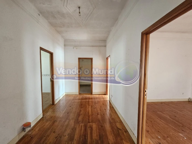 Apartamento T2 para Venda em Samora Correia Foto 11