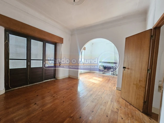 Apartamento T2 para Venda em Samora Correia Foto 2