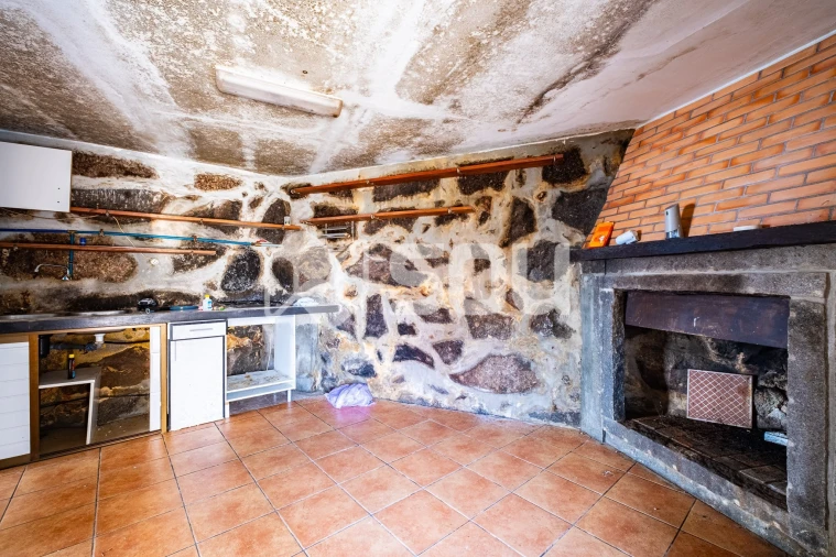 Moradia T4 para Venda em Santa Cruz do Douro e São Tomé de Covelas Foto 16