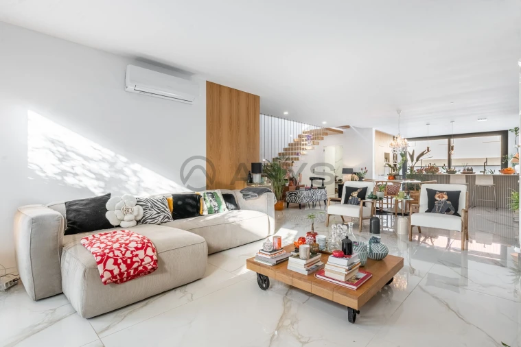 Moradia T3 para Venda em Arcozelo