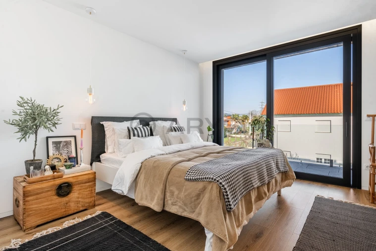 Moradia T3 para Venda em Arcozelo Foto 14