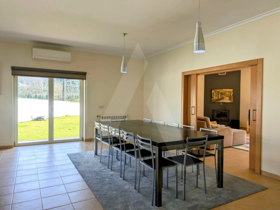 Moradia T3 para Venda em Macinhata do Vouga Foto 9