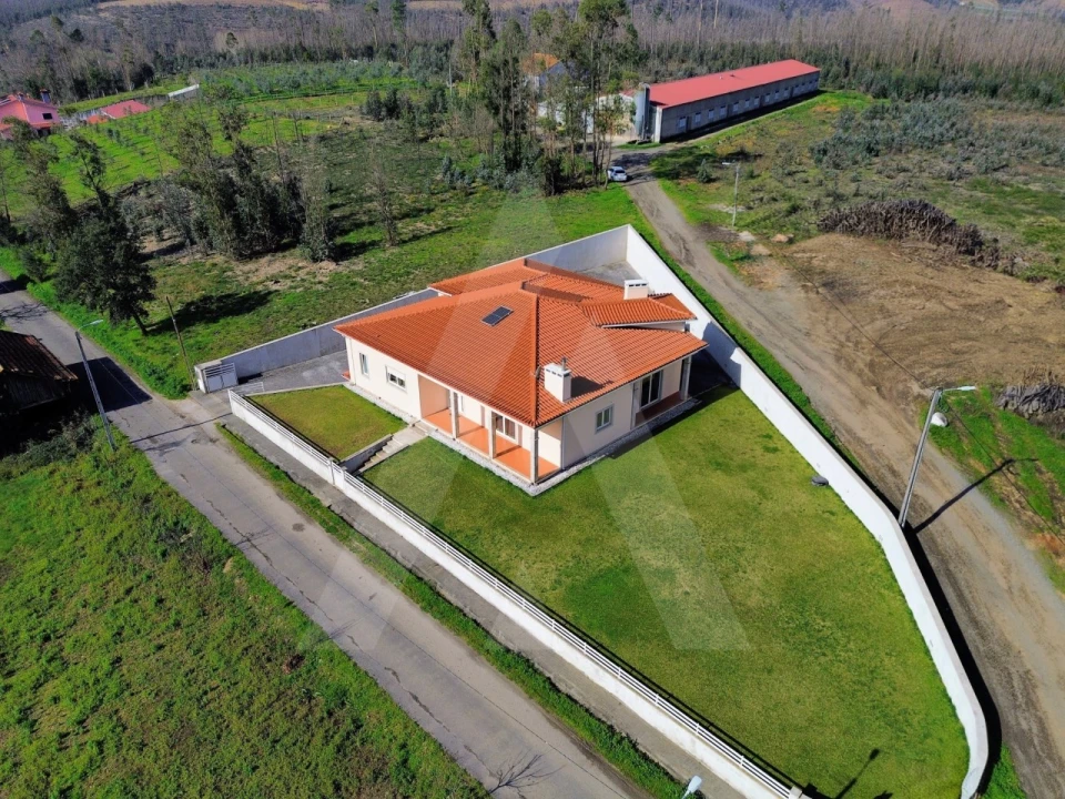 Moradia T3 para Venda em Macinhata do Vouga Foto 56