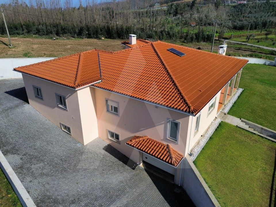 Moradia T3 para Venda em Macinhata do Vouga Foto 57