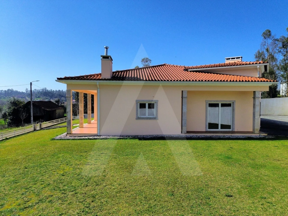 Moradia T3 para Venda em Macinhata do Vouga Foto 67