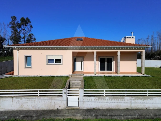 Moradia T3 para Venda em Macinhata do Vouga Foto 2